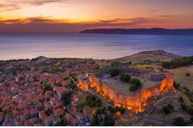 Midilli Adası: Yaz Tatili İçin Yeryüzü Cenneti